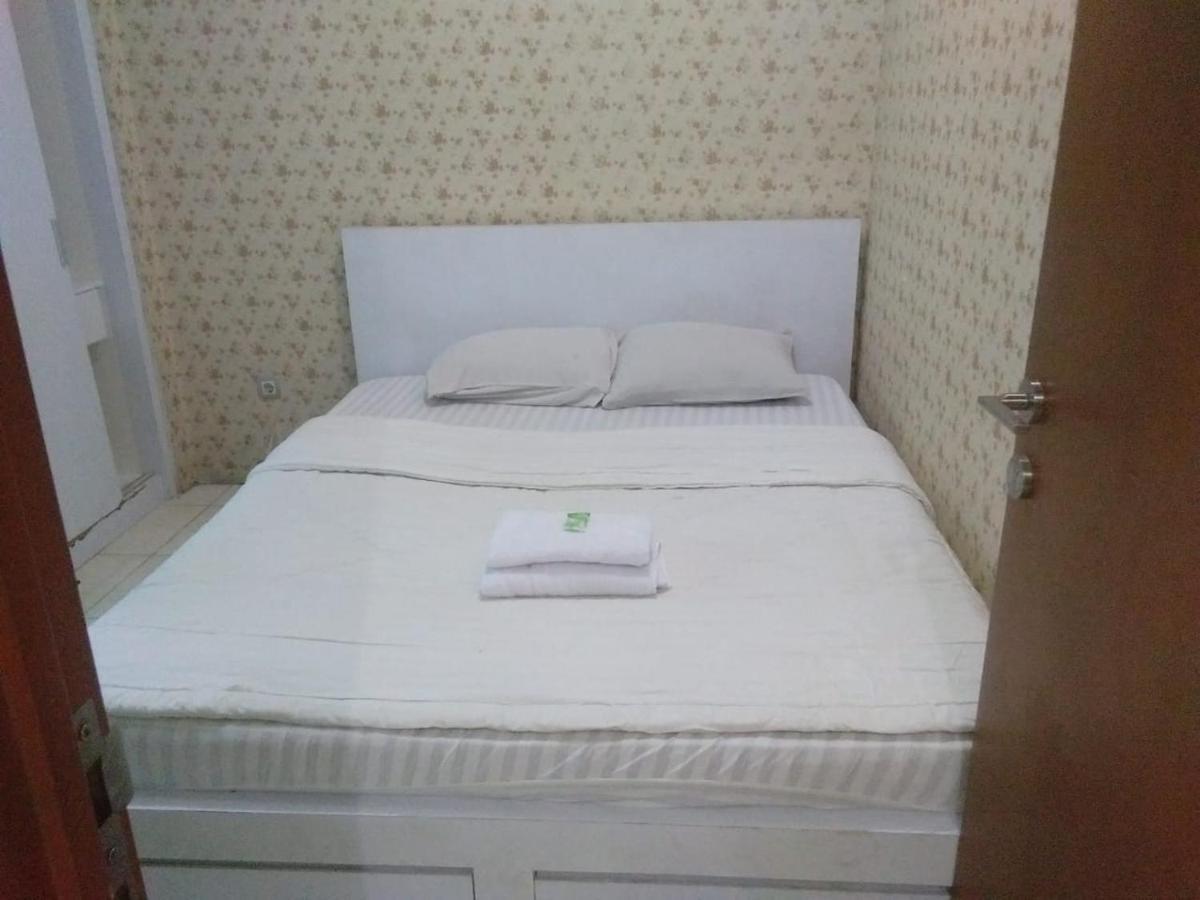 Green Lake View Just Sleep & Cozy Hotel Pondokcabe Hilir Exterior foto